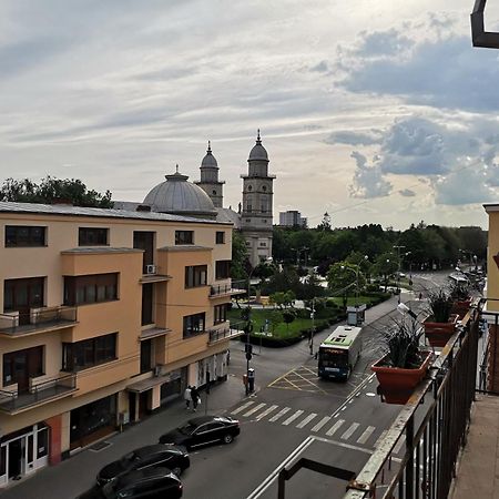 Bulevard Apartments Satu Mare Exteriér fotografie